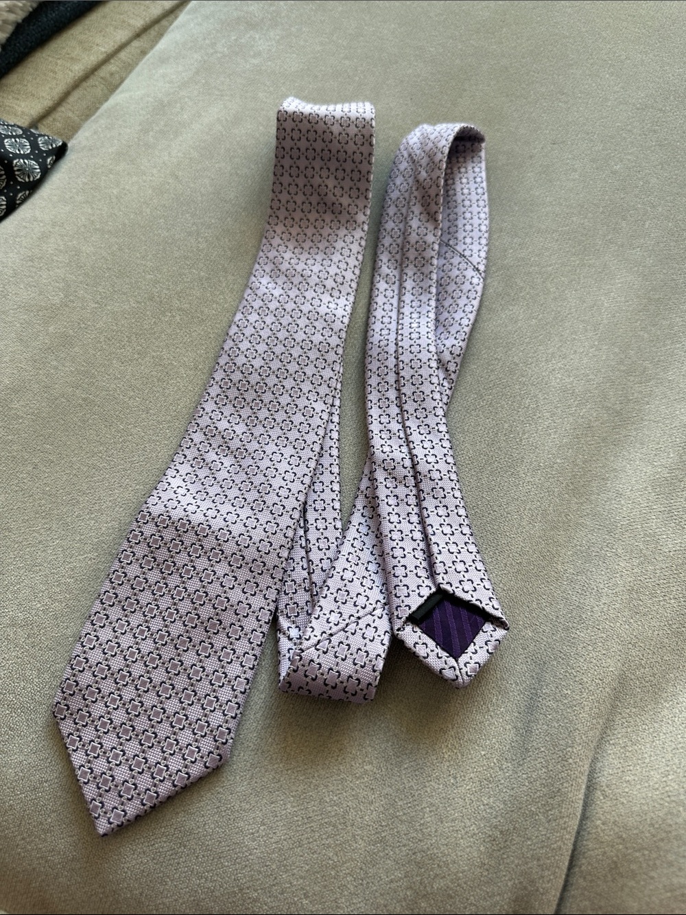 Men's Pink Patterned Silk Tie